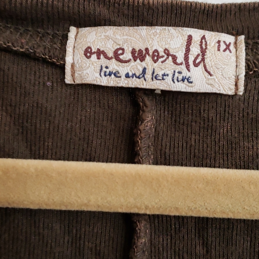One World Live and Let Live Top - Picture 5 of 8
